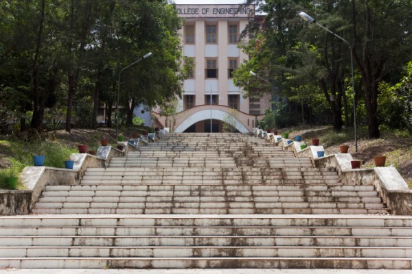 1958 Golden Walkway
